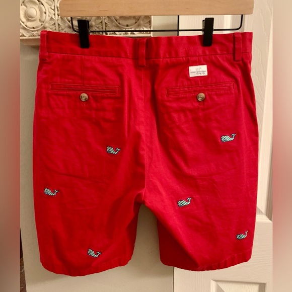 Vineyard Vines Red Flat Front Shorts with Whale Embroidery SZ 32 - Picture 4 of 10